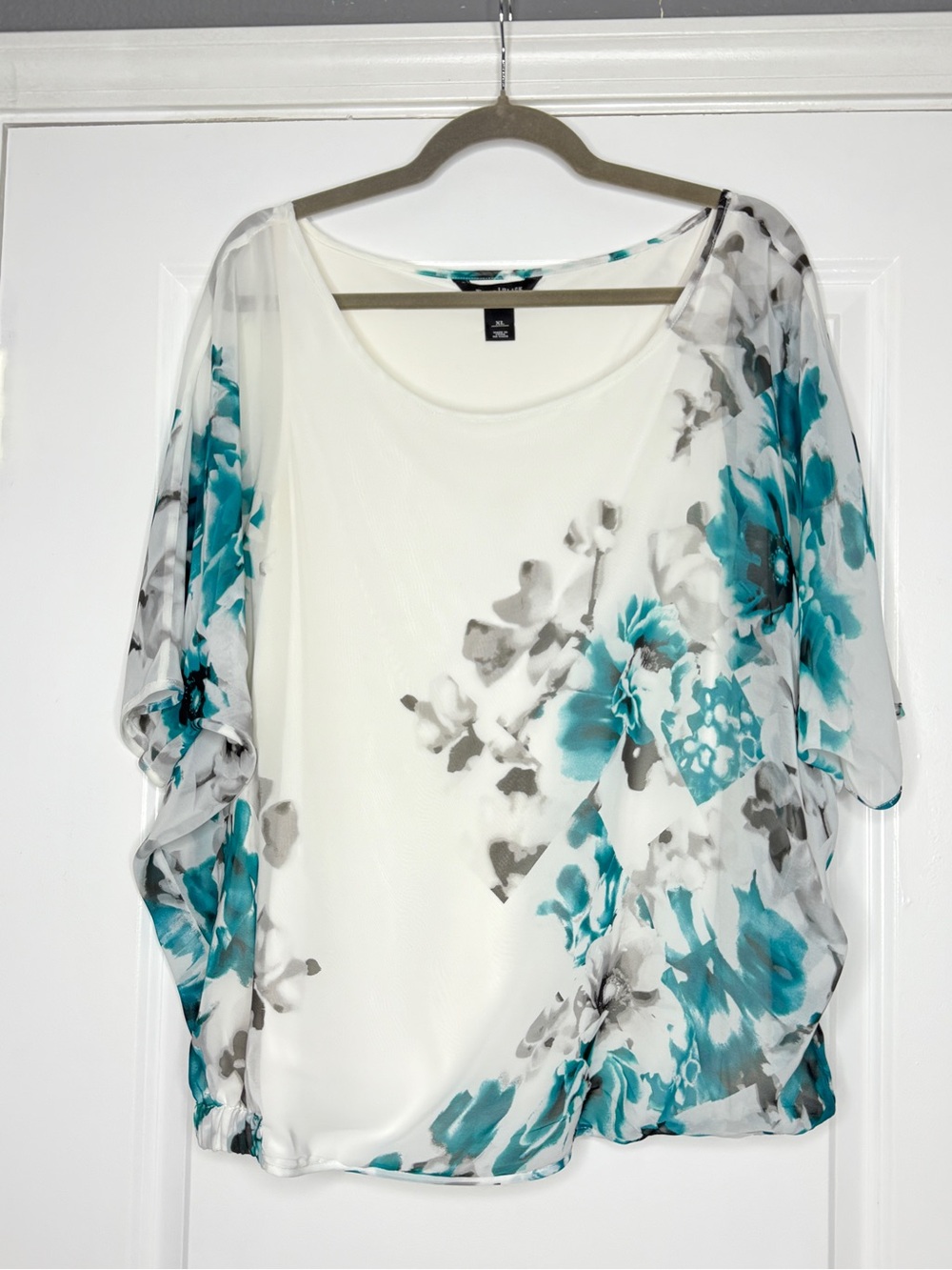 White House Black Market Sz XL Double Layer White Tank Floral OverLay | EUC